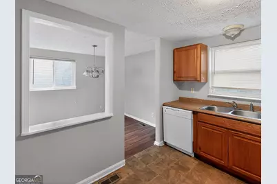 5350 Olde Street, Stone Mountain, GA 30088 - Photo 11