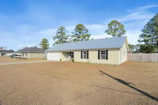 95 Colonial Dr, Baxley, GA 31513 - Photo 3