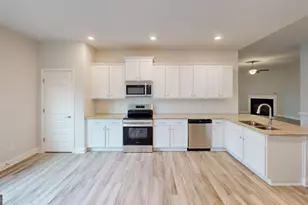 1021 Holliday Pass, Griffin, GA 30223 - Photo 7