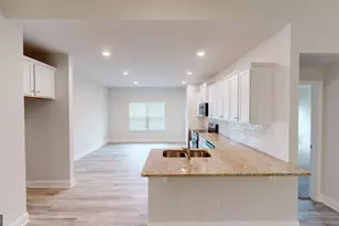 1021 Holliday Pass, Griffin, GA 30223 - Photo 5