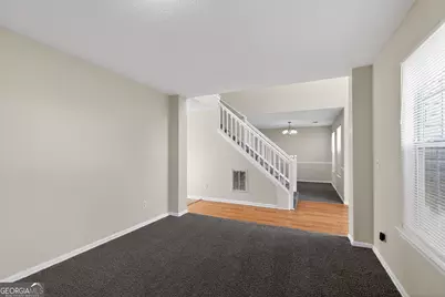 4627 Laura Place, Lithonia, GA 30038 - Photo 9