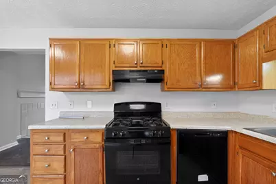 5207 Oaktree Court, Lithonia, GA 30038 - Photo 13