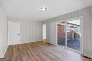 6541 Debbie Sue Ln, Morrow, GA 30260 - Photo 17