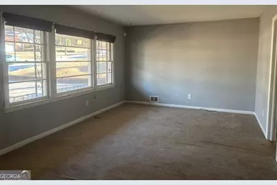 5225 Crystal Lane, Atlanta, GA 30349 - Photo 7