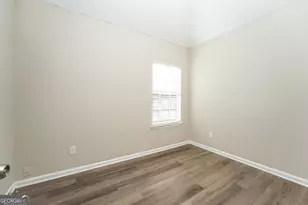 8097 Kylie Ct, Riverdale, GA 30274 - Photo 15