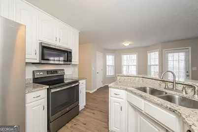 275 Trelawney Drive, Covington, GA 30016 - Photo 5