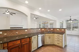 160 Greenview Dr, Newnan, GA 30265 - Photo 9