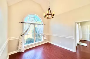 384 Lakemere Ln NW, Milledgeville, GA 31061 - Photo 9