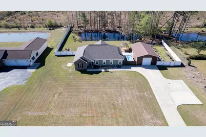 388 Forest Avenue, Baxley, GA 31513 - Photo 1