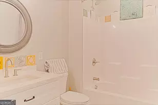 388 Forest Ave, Baxley, GA 31513 - Photo 9