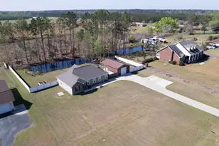 388 Forest Ave, Baxley, GA 31513 - Photo 33