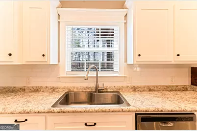 388 Forest Avenue, Baxley, GA 31513 - Photo 7