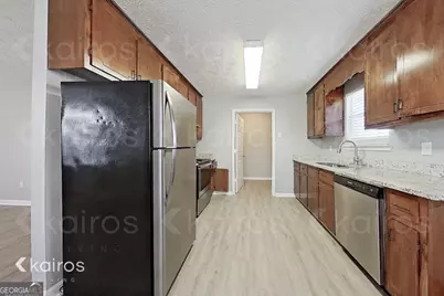 200 Deer Parkway, Athens, GA 30605 - Photo 3