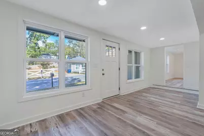 2624 NW Peyton Road, Atlanta, GA 30318 - Photo 17