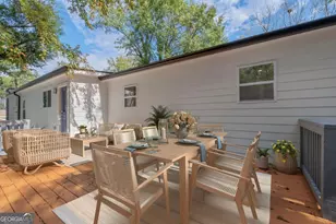 2624 NW Peyton Rd, Atlanta, GA 30318 - Photo 13