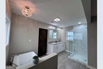 1740 Emerald Avenue SW, Atlanta, GA 30310 - Photo 15