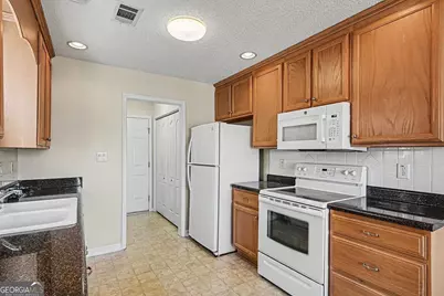 1495 Empress Drive, McDonough, GA 30253 - Photo 9