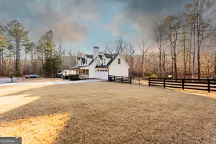 247 Shadyfield Ln, Bishop, GA 30621 - Photo 3