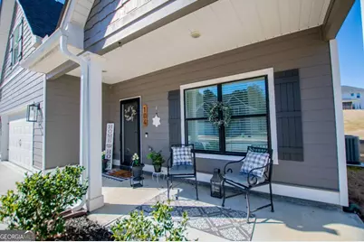 104 Kingston Circle, Carrollton, GA 30117 - Photo 3