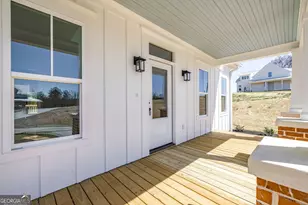 409 Roper Dr, Clarkesville, GA 30523 - Photo 3