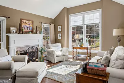 15 Springwater Way, Newnan, GA 30265 - Photo 9