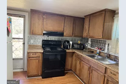 315 E 2nd Avenue, Tennille, GA 31089 - Photo 3