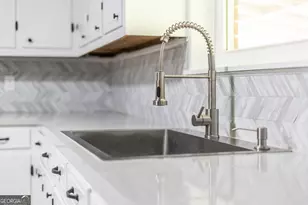 115 Travis Trail, Waycross, GA 31503 - Photo 5