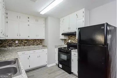 619 Lakeridge Circle, Conyers, GA 30094 - Photo 7