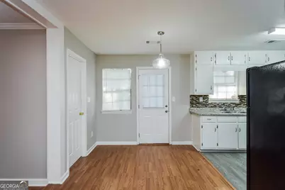 619 Lakeridge Circle, Conyers, GA 30094 - Photo 5