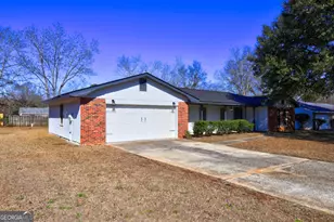 105 Mitchell Ct, Warner Robins, GA 31093 - Photo 3