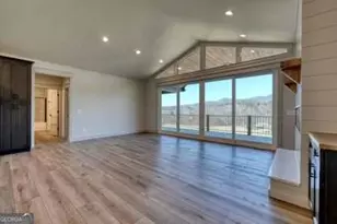 256 Windy Reed Dr, Hiawassee, GA 30546 - Photo 5