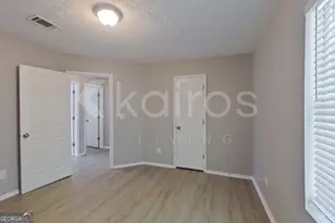 3160 Creekwood Dr, Rex, GA 30273 - Photo 15