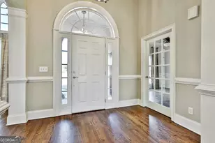 105 Lake Park Ct, Sharpsburg, GA 30277 - Photo 11