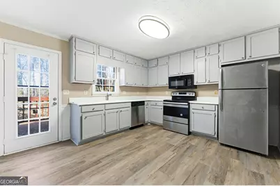 2653 Laurel Woods Lane SE, Conyers, GA 30094 - Photo 7