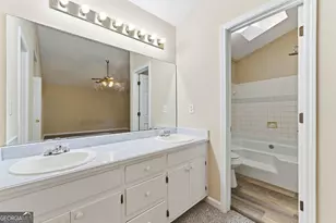 2653 Laurel Woods Ln SE, Conyers, GA 30094 - Photo 15