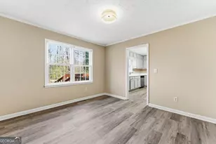 2653 Laurel Woods Ln SE, Conyers, GA 30094 - Photo 5