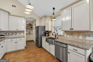 27 Carlee Ln, Brunswick, GA 31523 - Photo 7