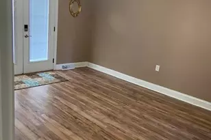 38 Lakeview Dr SE, Lindale, GA 30147 - Photo 3