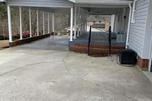 38 Lakeview Dr SE, Lindale, GA 30147 - Photo 3