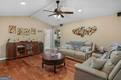 312 Wexford Drive, Hinesville, GA 31313 - Photo 13