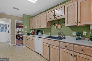 312 Wexford Dr, Hinesville, GA 31313 - Photo 5