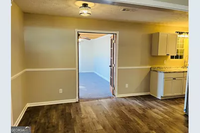 2890 Garnet Way, College Park, GA 30349 - Photo 7