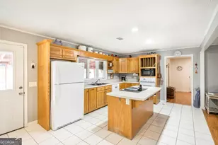 188 E Lewis St, Cochran, GA 31014 - Photo 11