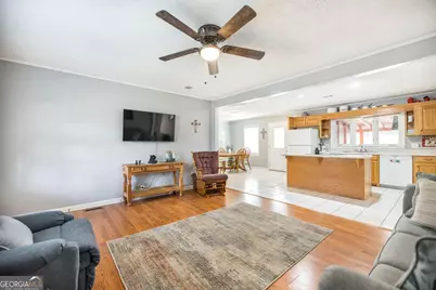 188 E Lewis Street, Cochran, GA 31014 - Photo 5