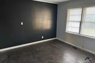 151 Edmundson Circle, Cochran, GA 31014 - Photo 5