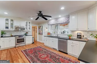 195 Rock Glen Road, Athens, GA 30606 - Photo 11