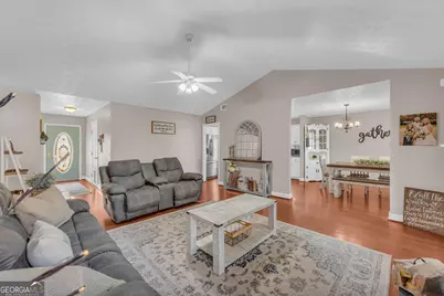 704 Academy Woods Drive, Jefferson, GA 30549 - Photo 9