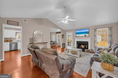 704 Academy Woods Drive, Jefferson, GA 30549 - Photo 5