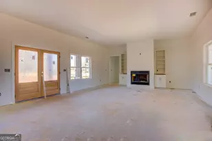 108 Woodcrest Dr, Jackson, GA 30233 - Photo 3