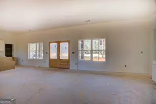 108 Woodcrest Dr, Jackson, GA 30233 - Photo 5